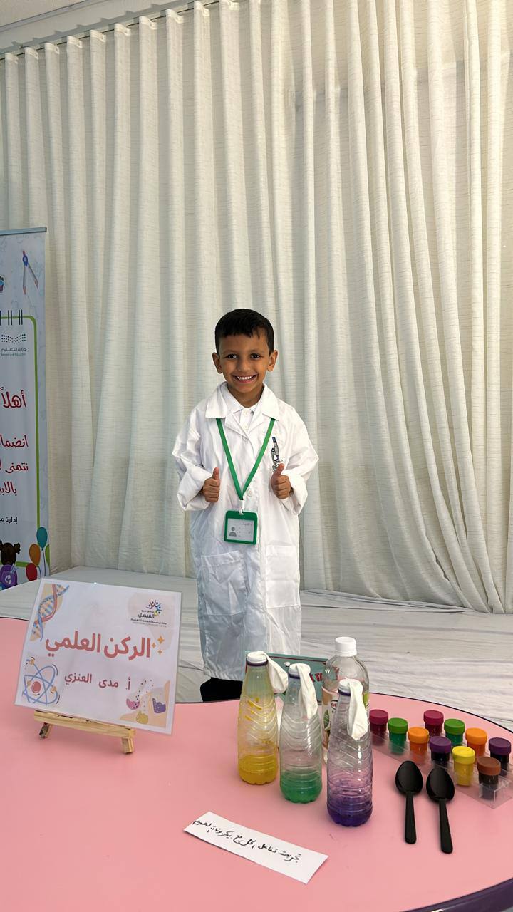 جانب من فعاليات الاسبوع التمهيدي